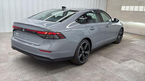 Urban Gray Pearl 2026 Honda Accord SE