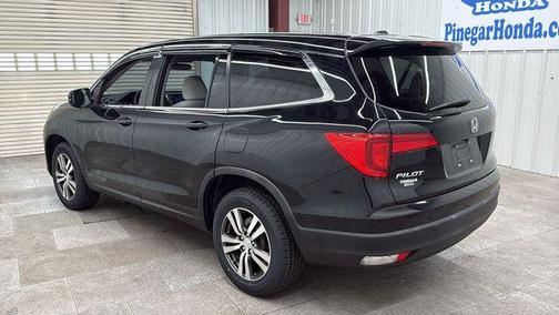 Crystal Black Pearl 2016 Honda Pilot EX