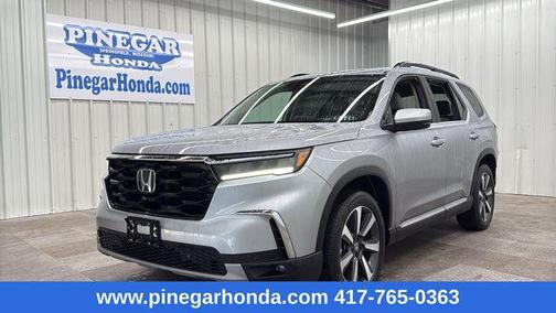 Lunar Silver Metallic 2025 Honda Pilot Touring 8-Passenger