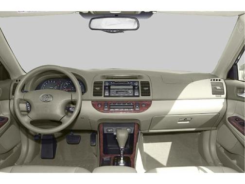 2005 Toyota Camry XLE