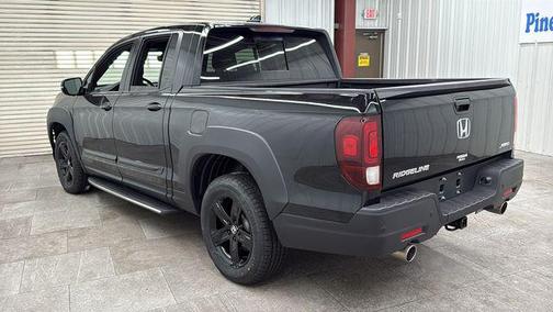 2023 Honda Ridgeline Black