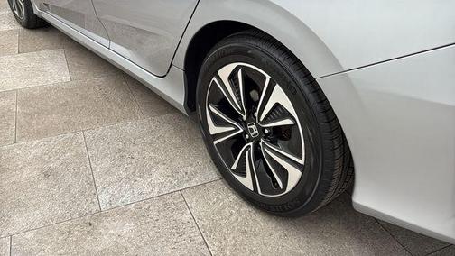 Lunar Silver Metallic 2017 Honda Civic EX-T