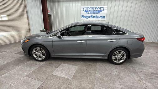 2018 Hyundai SONATA Limited