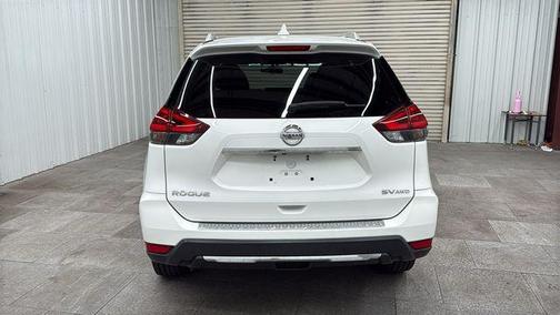 Glacier White 2018 Nissan Rogue SV