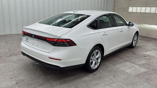 2025 Honda Accord LX 1.5T