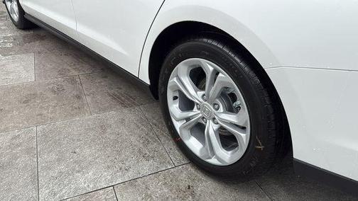 2025 Honda Accord LX 1.5T