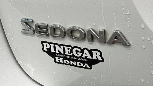 2016 Kia Sedona LX