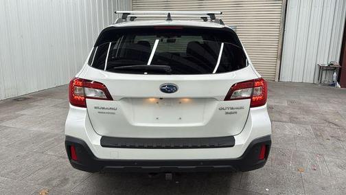 2018 Subaru Outback 3.6R Touring