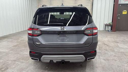 2023 Honda Pilot AWD Elite