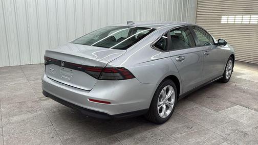 2025 Honda Accord LX 1.5T