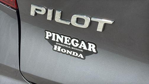 Modern Steel Metallic 2019 Honda Pilot Touring 8-Passenger