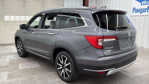 Modern Steel Metallic 2019 Honda Pilot Touring 8-Passenger