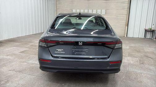 Meteorite Gray Metallic 2026 Honda Accord SE