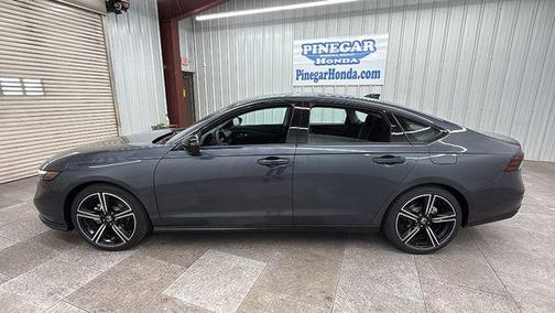 Meteorite Gray Metallic 2026 Honda Accord SE