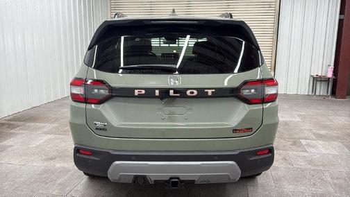 Ash Green Metallic 2026 Honda Pilot TrailSport