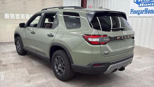 Ash Green Metallic 2026 Honda Pilot TrailSport