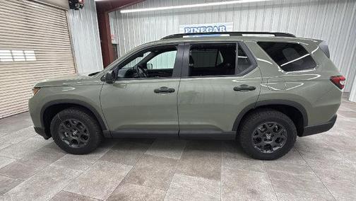 Ash Green Metallic 2026 Honda Pilot TrailSport