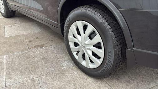 Magnetic Black 2016 Nissan Rogue S