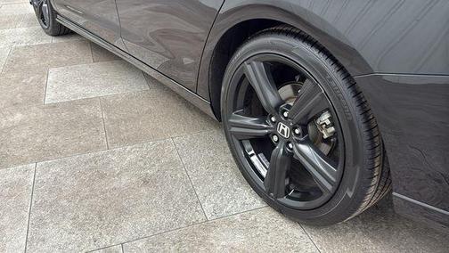 Crystal Black Pearl 2023 Honda Accord Hybrid Sport-L