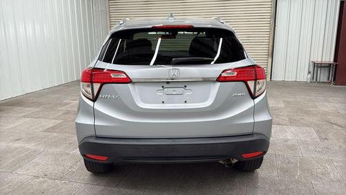 Lunar Silver Metallic 2019 Honda HR-V EX