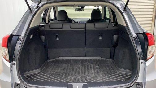 LUNAR SILVER 2019 Honda HR-V EX