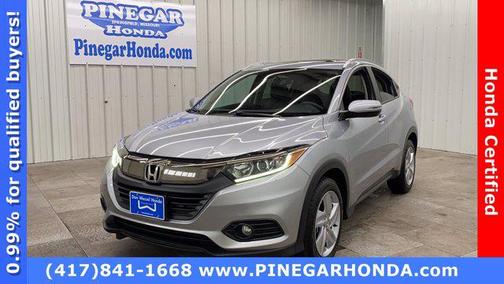LUNAR SILVER 2019 Honda HR-V EX