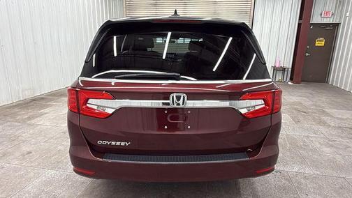 Deep Scarlet Pearl 2019 Honda Odyssey EX-L