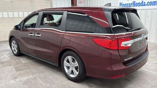 Deep Scarlet Pearl 2019 Honda Odyssey EX-L