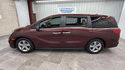 Deep Scarlet Pearl 2019 Honda Odyssey EX-L