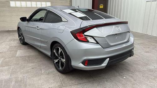 2017 Honda Civic Touring