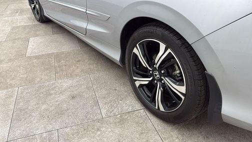 2017 Honda Civic Touring