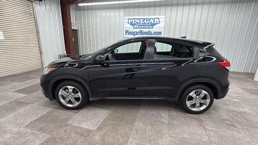Crystal Black Pearl 2022 Honda HR-V LX