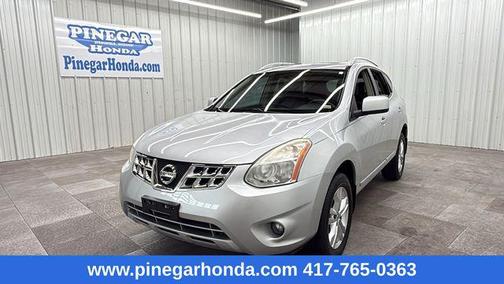 Brilliant Silver Metallic 2013 Nissan Rogue SV