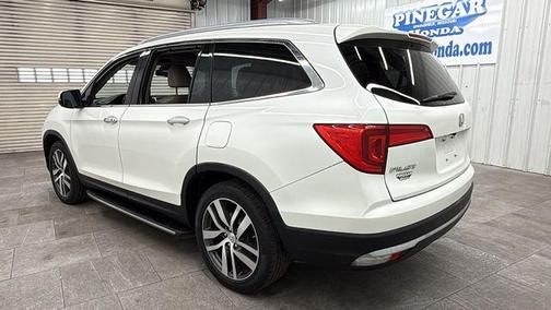 White Diamond Pearl 2016 Honda Pilot Touring
