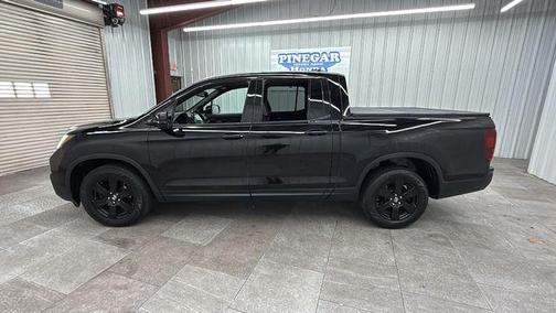 2017 Honda Ridgeline Black
