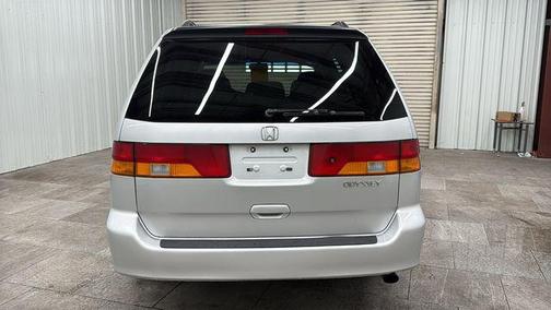Starlight Silver Metallic 2004 Honda Odyssey EX