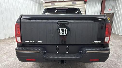 Crystal Black Pearl 2017 Honda Ridgeline Black