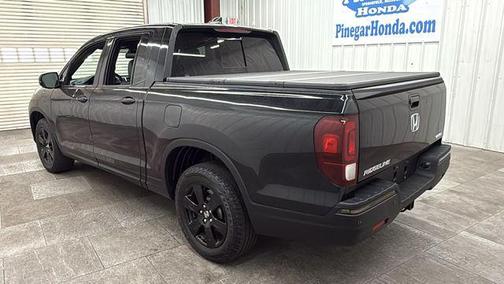 Crystal Black Pearl 2017 Honda Ridgeline Black