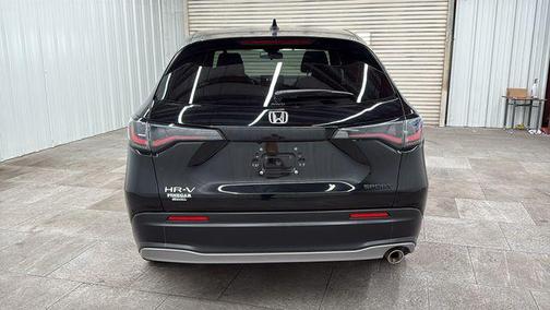Crystal Black Pearl 2024 Honda HR-V Sport