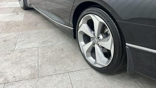 2018 Honda Accord Touring 2.0T