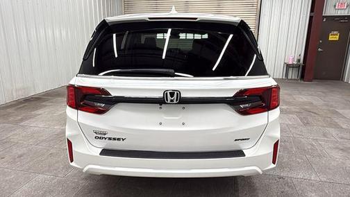 Platinum White Pearl 2026 Honda Odyssey Sport-L