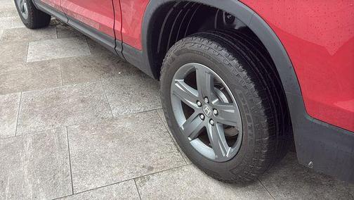 Radiant Red Metallic II 2023 Honda Ridgeline RTL