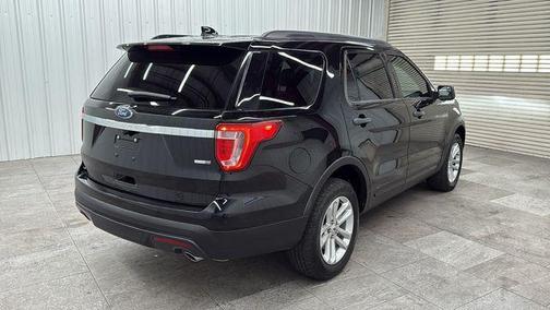 2016 Ford Explorer Base