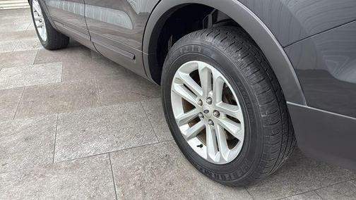 2016 Ford Explorer Base