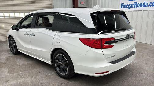 Platinum White Pearl 2023 Honda Odyssey Elite