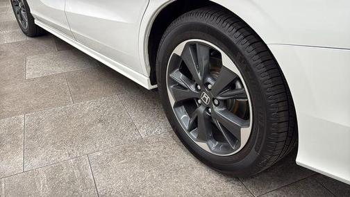 Platinum White Pearl 2023 Honda Odyssey Elite