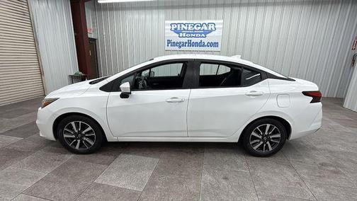 2022 Nissan Versa 1.6 SV