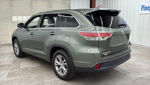 Alumina Jade Metallic 2014 Toyota Highlander LE Plus