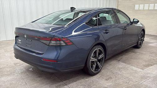 Canyon River Blue Metallic 2026 Honda Accord SE