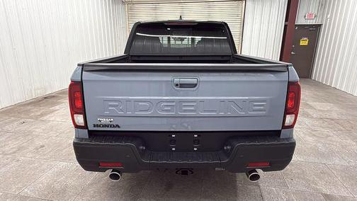Sonic Gray Pearl 2026 Honda Ridgeline Black